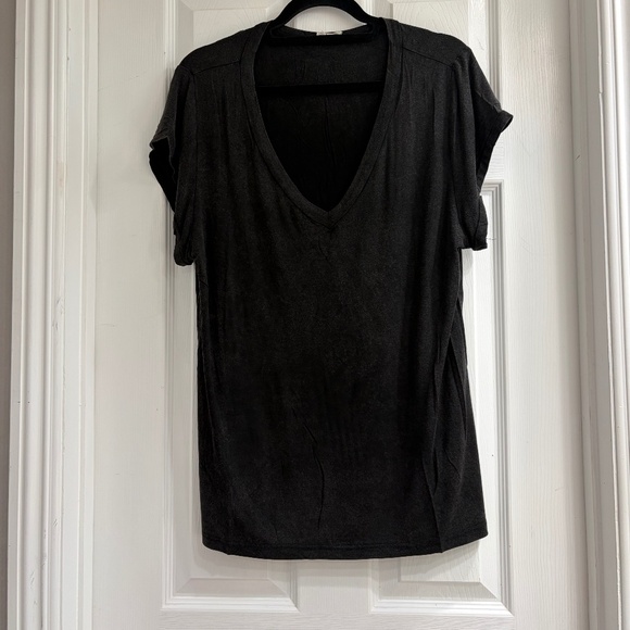 New POL Basic V Neck Short Cap Sleeve T Shirt Dark Charcoal Top Pullover Medium - Picture 2 of 7